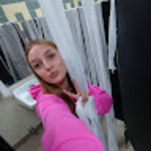 Meet your Posher, Sophia